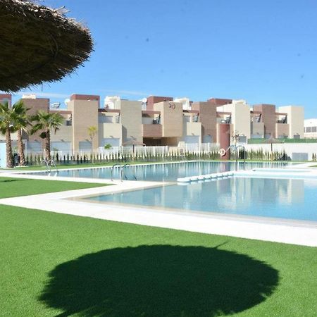 Vivienda Aguas Nuevas Familiar & Deportivo Apartamento Torrevieja Exterior foto