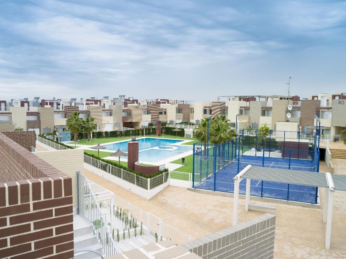 Vivienda Aguas Nuevas Familiar & Deportivo Apartamento Torrevieja Exterior foto