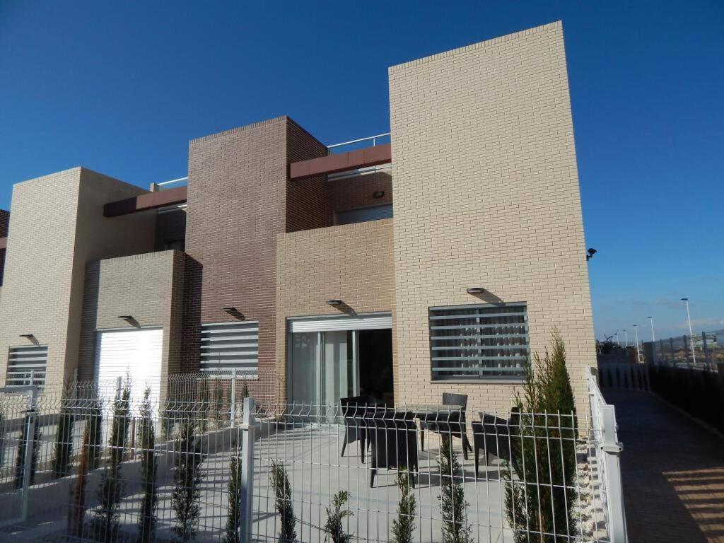 Vivienda Aguas Nuevas Familiar & Deportivo Apartamento Torrevieja Exterior foto