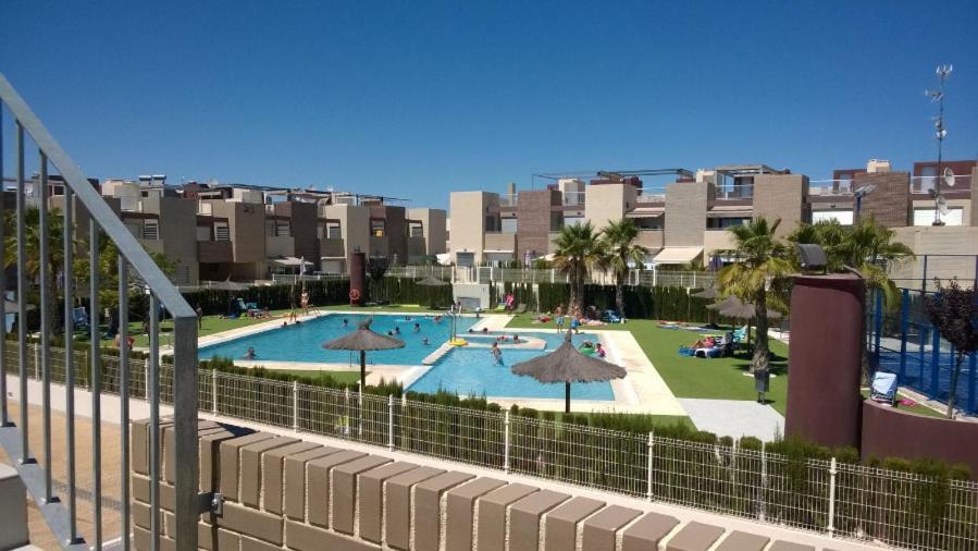 Vivienda Aguas Nuevas Familiar & Deportivo Apartamento Torrevieja Exterior foto